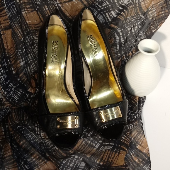 Michael Kors Black Heels - Picture 1 of 8